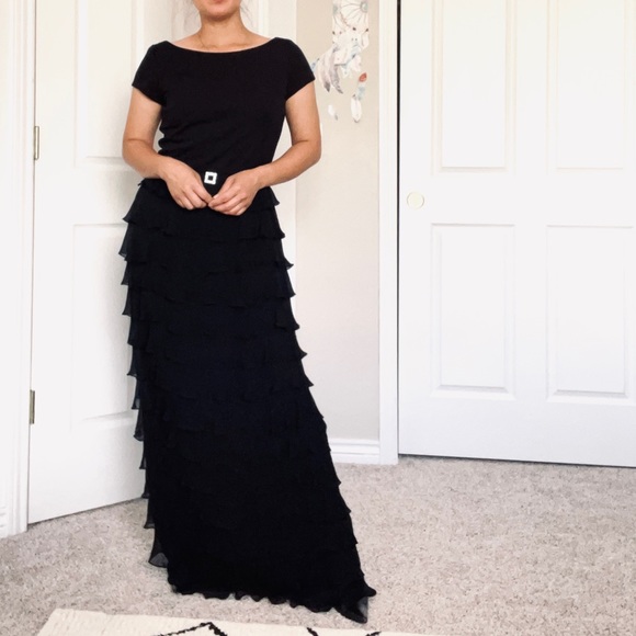 Victoria Royal Ltd Silk Maxi Tiered Dress - Picture 12 of 16